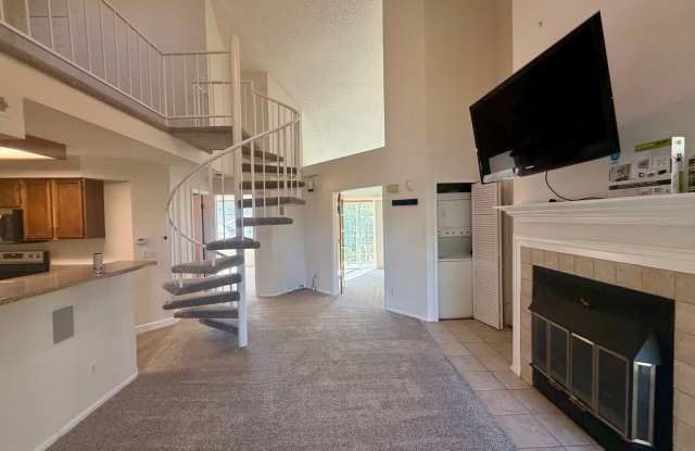 Charming 2-Bedroom Condo w/ Loft & 2 Balconies in Meadow Hills! Gallery 3