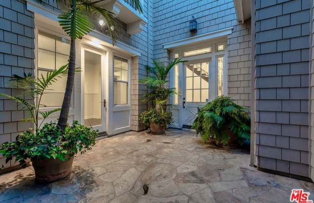 7391 Coastal View Dr Gallery 3