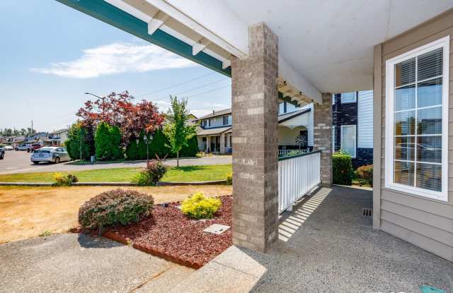 Huge 5 Bedroom Home in Desirable East County Location! Must See! photos photos