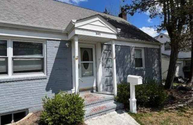 345 Walton Street photos photos