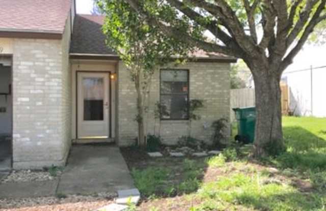 119 WHISPER WAY - 119 Whisper Way, Boerne, TX 78006