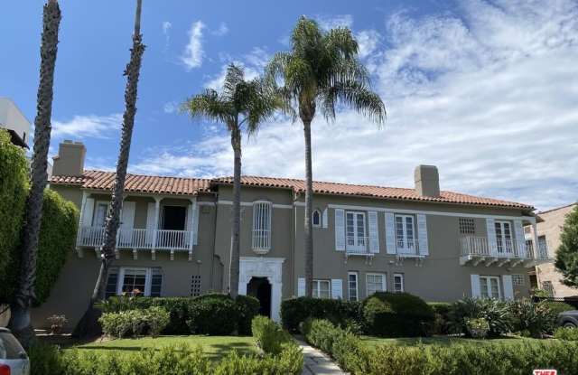 725 S Lorraine Blvd photos photos