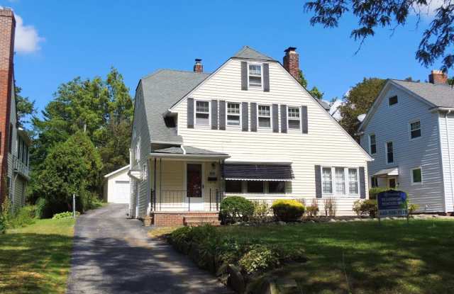 Completely Renovated 5 Bedroom - 1.5 Bath Colonial for Rent! photos photos