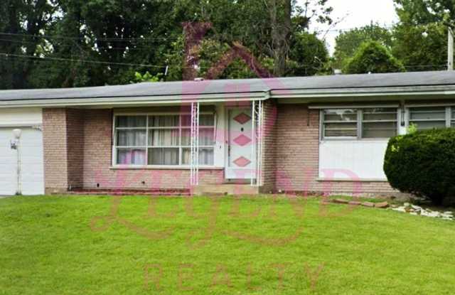 Spacious  Charming 3-Bedroom, 2-Bath Home with 2 Garage! photos photos