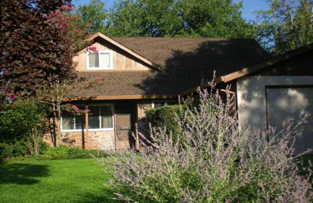 Charming Home with Cozy Spaces: 3Bedrooms and 2 Bathroom photos photos