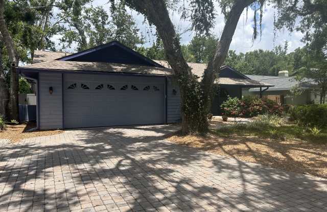 4137 Woodview Drive photos photos