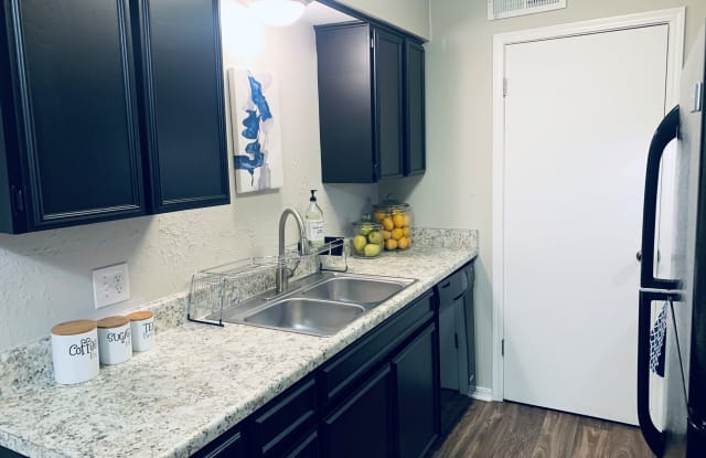 The Warwick Apartment Homes photos photos