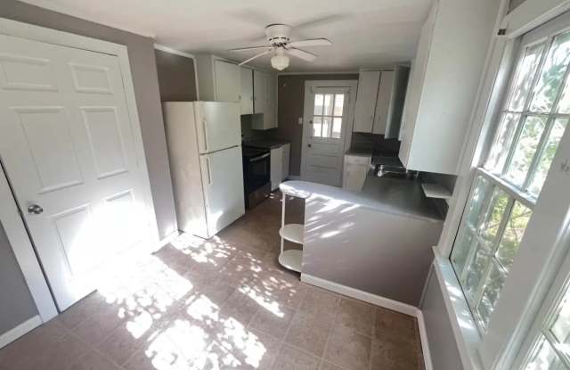 2420 LEAPHART RD UNIT B Gallery 4