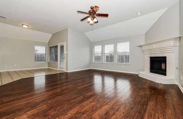 1204 Lost Valley Drive Gallery 4