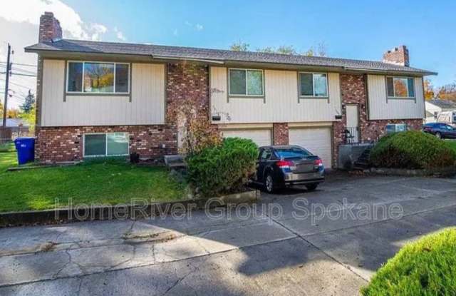3010 N Willow Rd photos photos