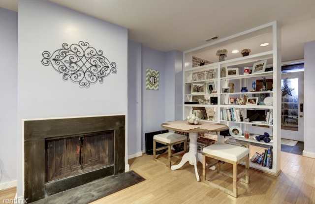 2506 Cliffbourne Pl NW Unit B Gallery 3