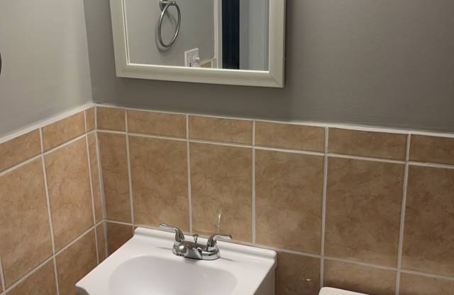 64 Maplewood Avenue photos photos