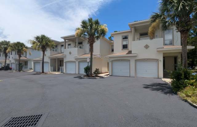 UPGRADED Ground Floor Unit - AVAILABLE NOW!! SPECIAL 18MO LEASE NOW AVAILABLE!! VERY LARGE 2 Bedroom, 2 Bath Ground Floor Corner Unit with 1-Car Garage and additional parking! - 210 Devon Circle, St. Augustine Shores, FL 32086