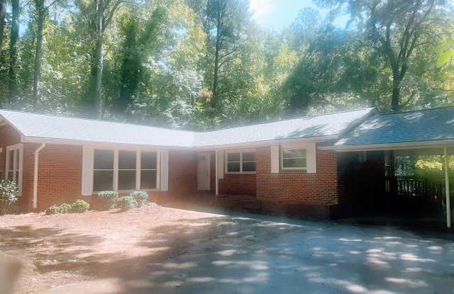 3 Bedroom, 2 Bathroom Home in Durham photos photos