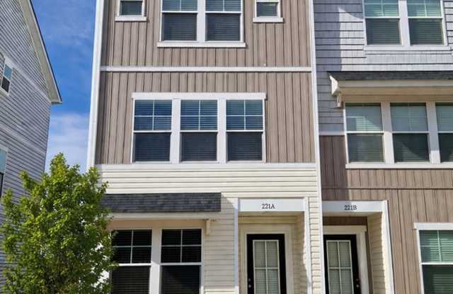Brand New End-Unit Townhome | 3 BR/3.5BA | 1-Car Garage | Near Downtown Mooresville photos photos