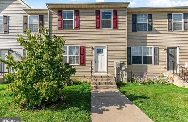 13 SANFORD Drive - 13 Sanford Drive, Berkeley County, WV 25413
