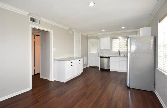 1016 Tri Oaks Lane Gallery 4