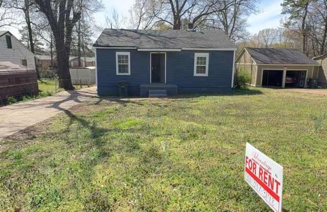 Charming 3 bedroom 2 full bathroom home in Frayser - Open To Section 8 photos photos