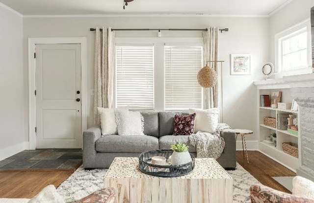 Charming 3BR House in Oklahoma City Gallery 1