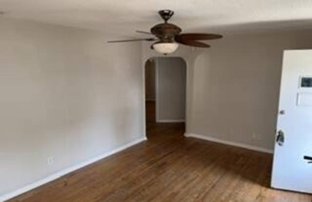 1713 Strawberry Lane Gallery 2