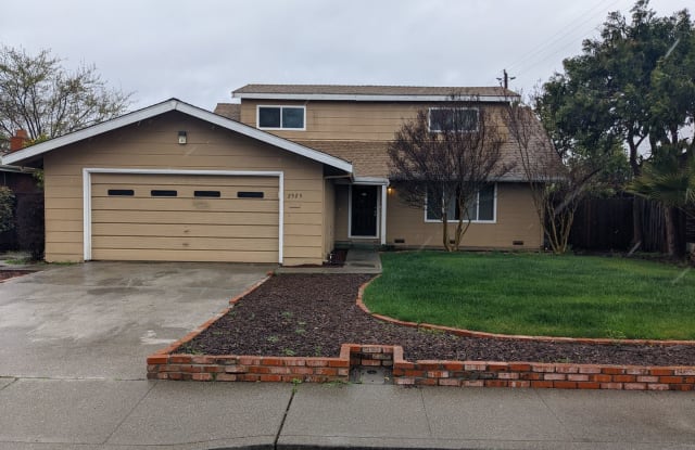2525 Heather Dr. - 2525 Heather Drive, Fairfield, CA 94533