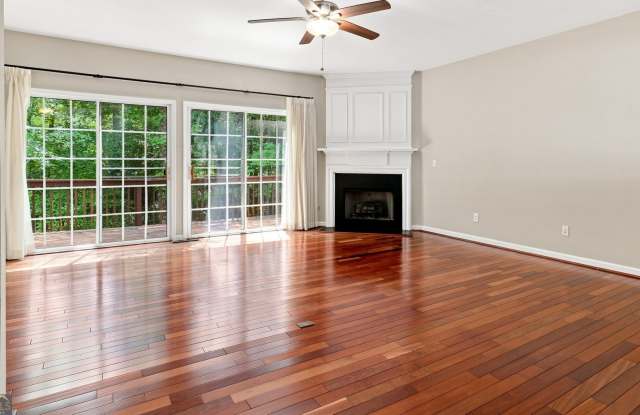 3389 Lathenview Court Gallery 4