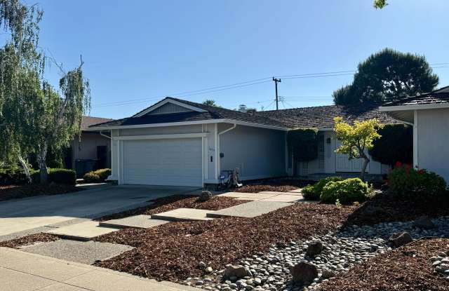 Beautiful 4 Bedroom 2 Bath Home in Desirable Sunnyvale Neighborhood photos photos