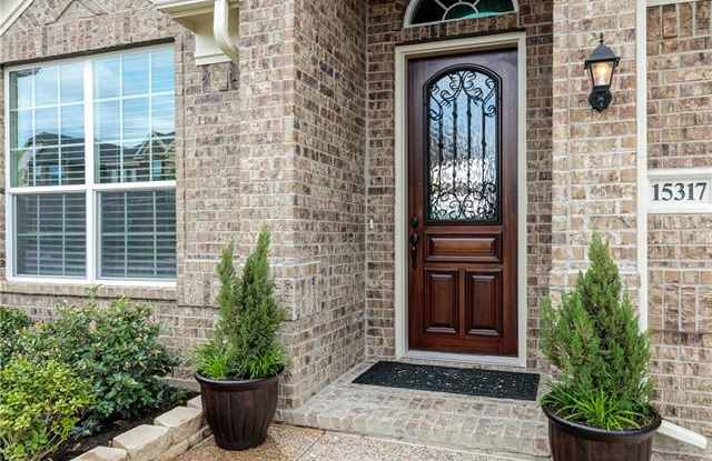 15317 Mallard Creek Street Gallery 3