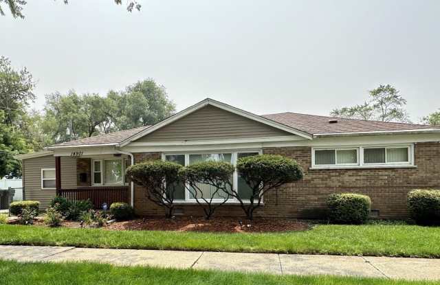 14901 Michigan Avenue Gallery 1