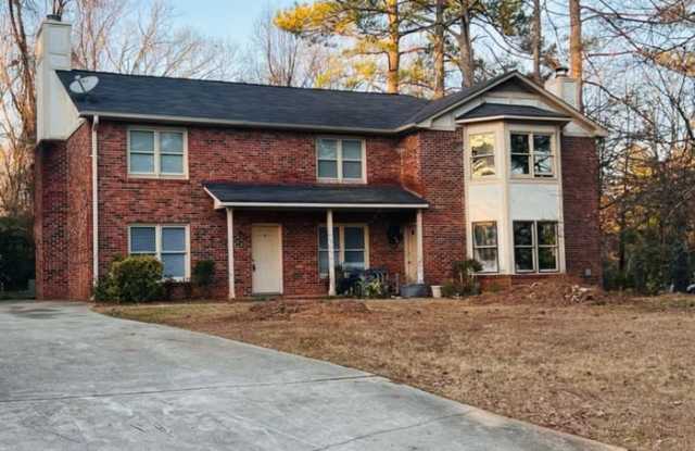 2136 Golfview Drive Southeast photos photos