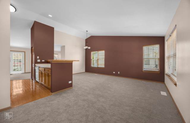 North Naperville Two Bedroom Gallery 3