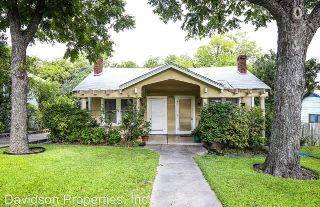 203 Joliet Ave - 203 Joliet Avenue, Alamo Heights, TX 78209