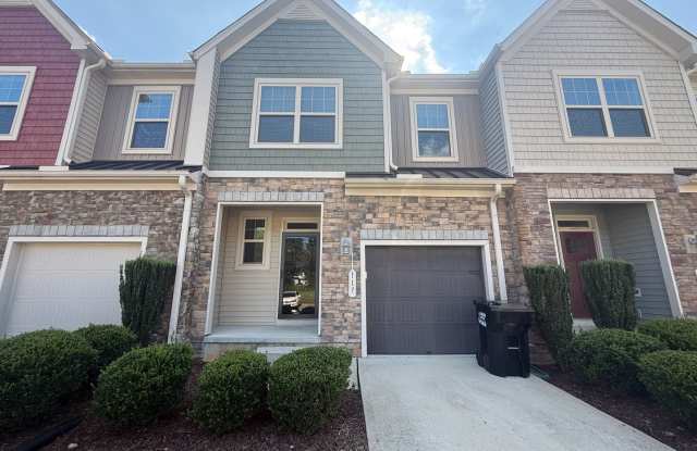 Spacious 3BD, 3.5BA Clayton Townhome with a Large Bonus Space Downstairs and Easy Access to Highways Gallery 1