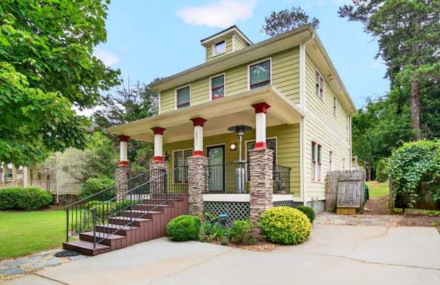 Decatur's Hidden Gem: Renovated 3BR Retreat with Expansive Backyard, Fruit Trees & Unbeatable Location photos photos