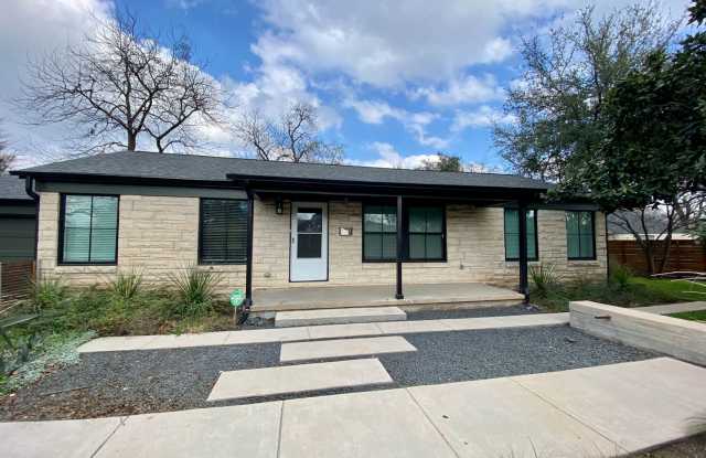 Timeless Charm: Fully Revived 1940s Home in Highland Park - 3 Bed, 2 Bath Oasis Near Downtown! photos photos