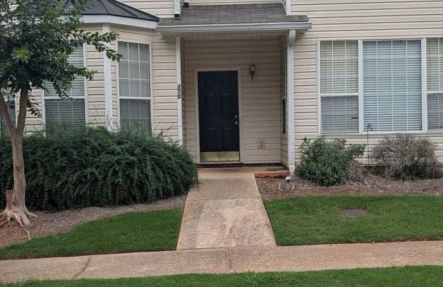 370 Brentwood Drive Gallery 1