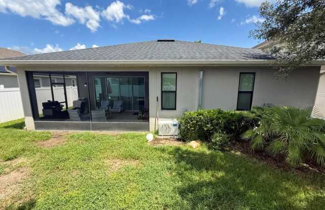 2524 FONTAINE Drive Gallery 3