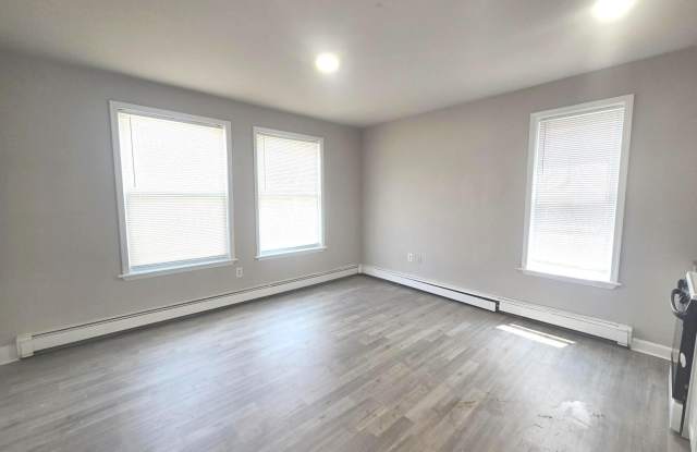 820 WYNNEWOOD Road photos photos