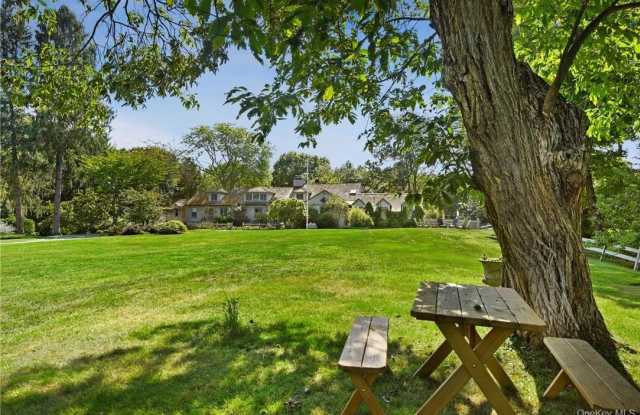 106 Old Stone Hill Road Gallery 3