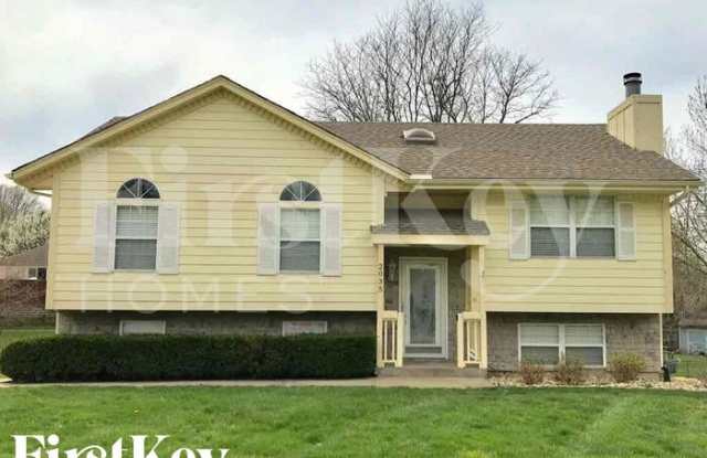 2035 Northeast Cookson Court photos photos
