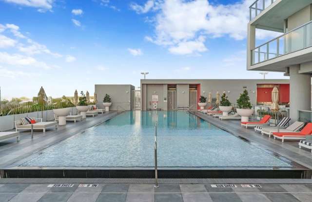 2000 Metropica Way Gallery 4