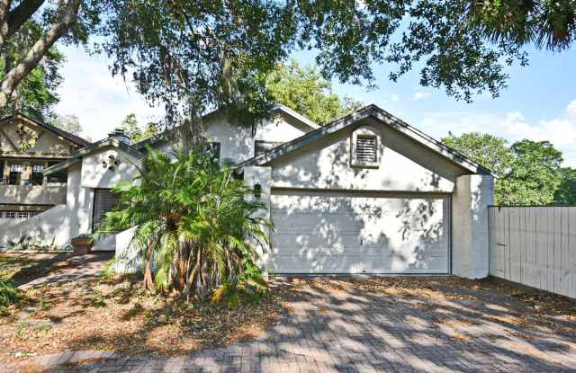 621 Landings Place photos photos