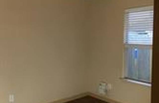 28922 Village Creek Loop Gallery 3