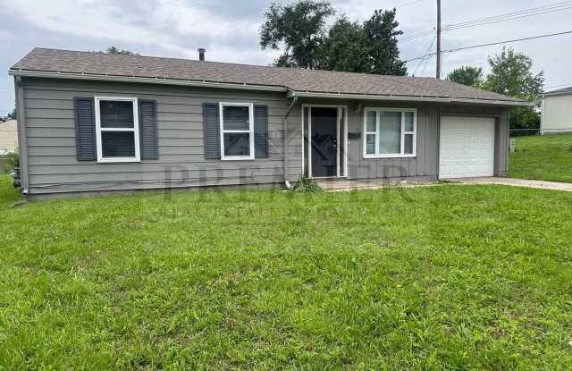 18505 E Susquehanna Ridge, Independence, MO 64056 3 bedroom/1 bath Rent $1325 Deposit $1325 photos photos