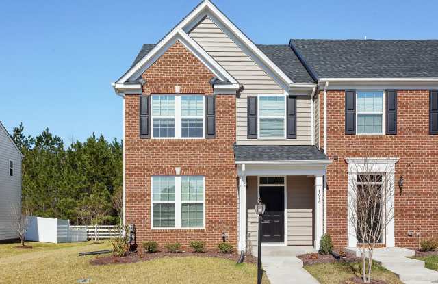 BEAUTIFULLY RENOVATED TOWNHOME IN MECHANICSVILLE photos photos