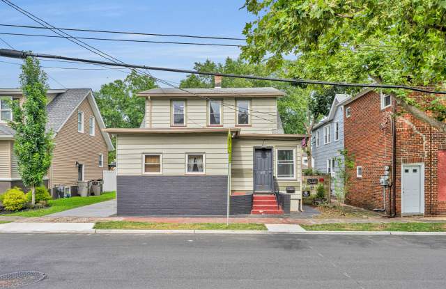 647 North Delaware Street photos photos