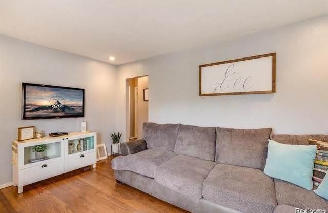 1225 McLean Avenue Gallery 3
