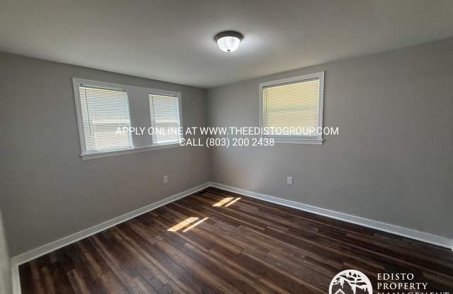 Cozy Country Living in Cordova Gallery 3