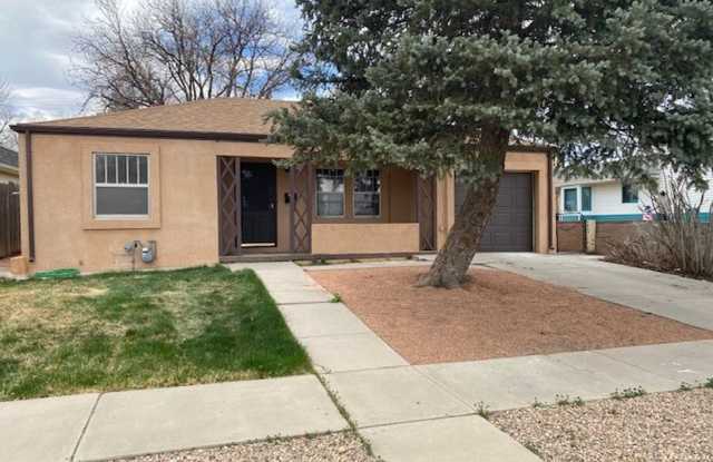 ALL PROSPECTIVE TENANTS MUST SUBMIT A $58 NON-REFUNDABLE APPLICATION FEE PER APPLICANT ONLINE AND BE PRE-QUALIFIED PRIOR TO ANY SHOWINGS photos photos