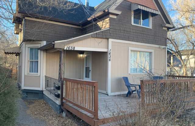 Cozy 2 Bedroom in Ivywild photos photos